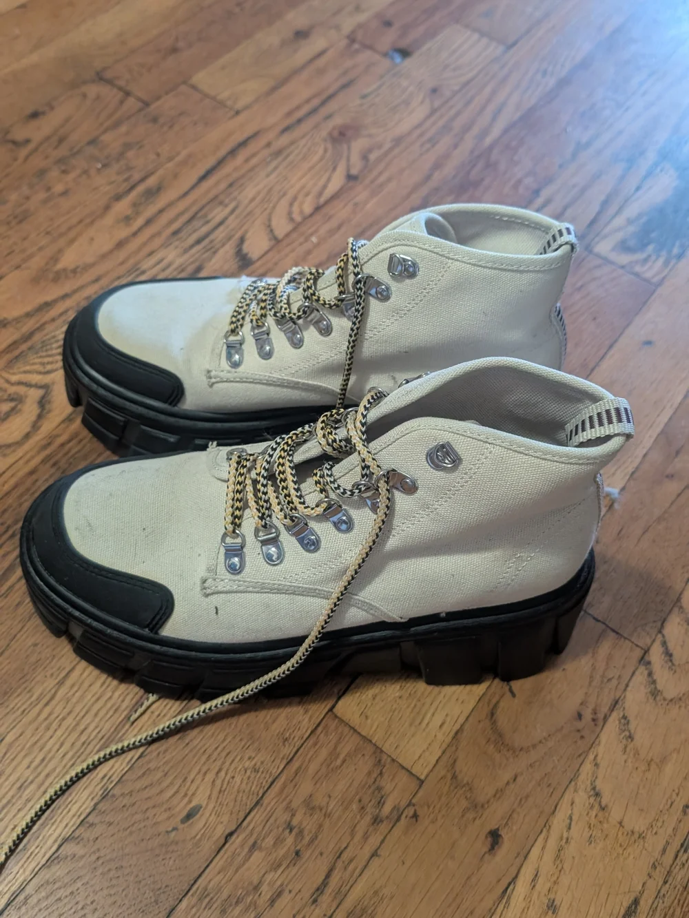 Zara Cream Canvas Platform Hiker Boots with Black Sole